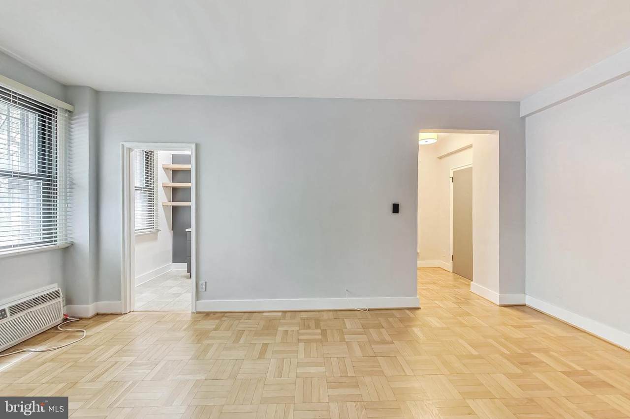 1010 25TH Street - Photo 1