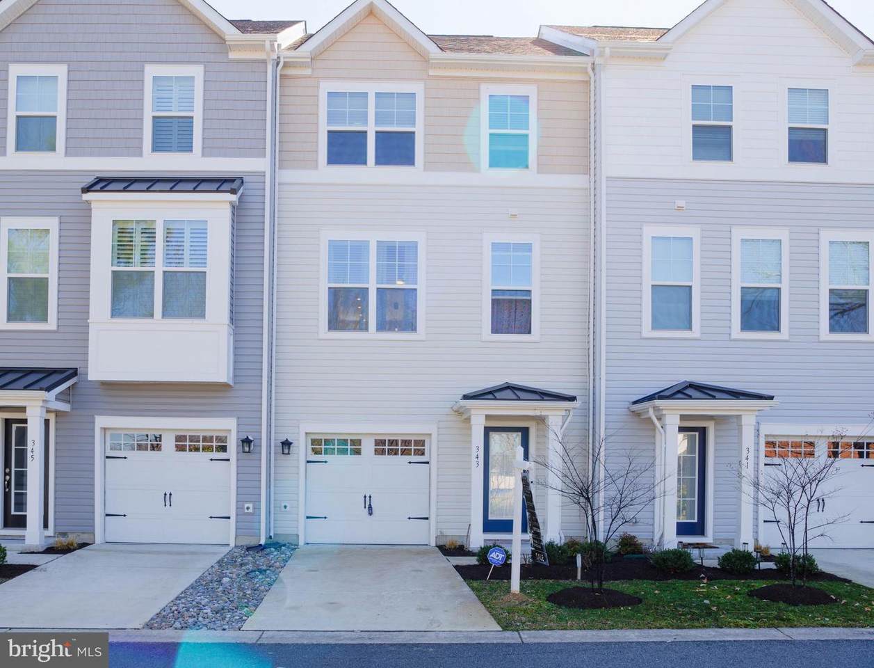343 Shipyard Drive - Photo 1