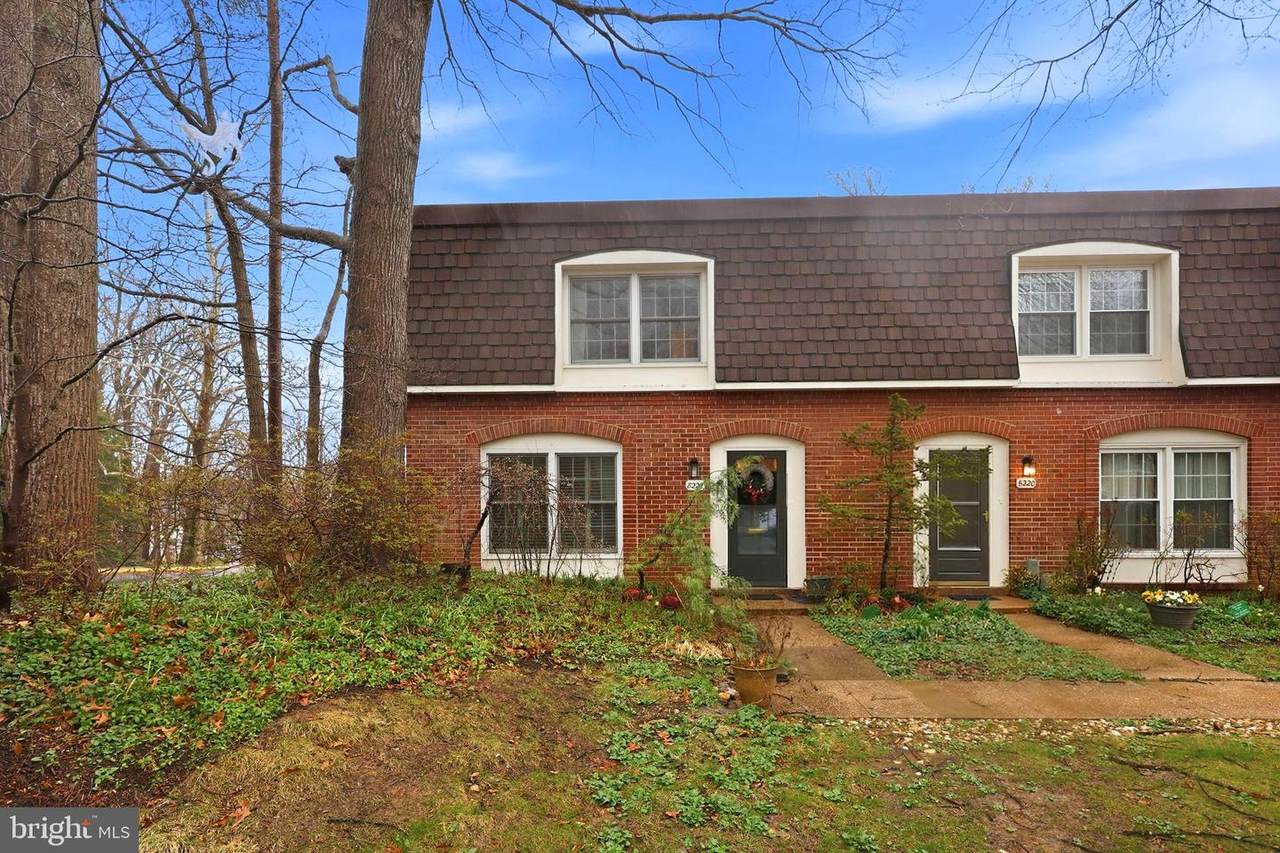 8222 Carrleigh Parkway - Photo 1