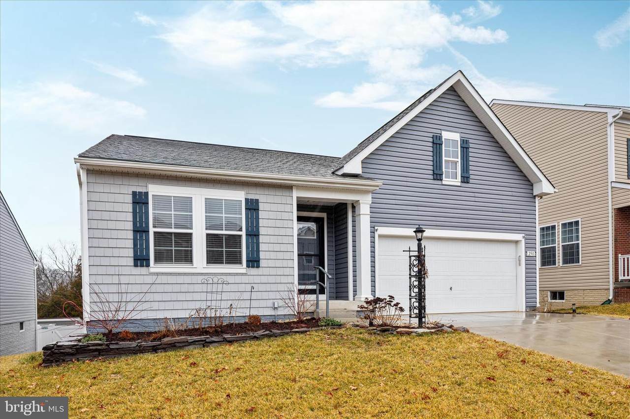 250 Stager Avenue - Photo 1