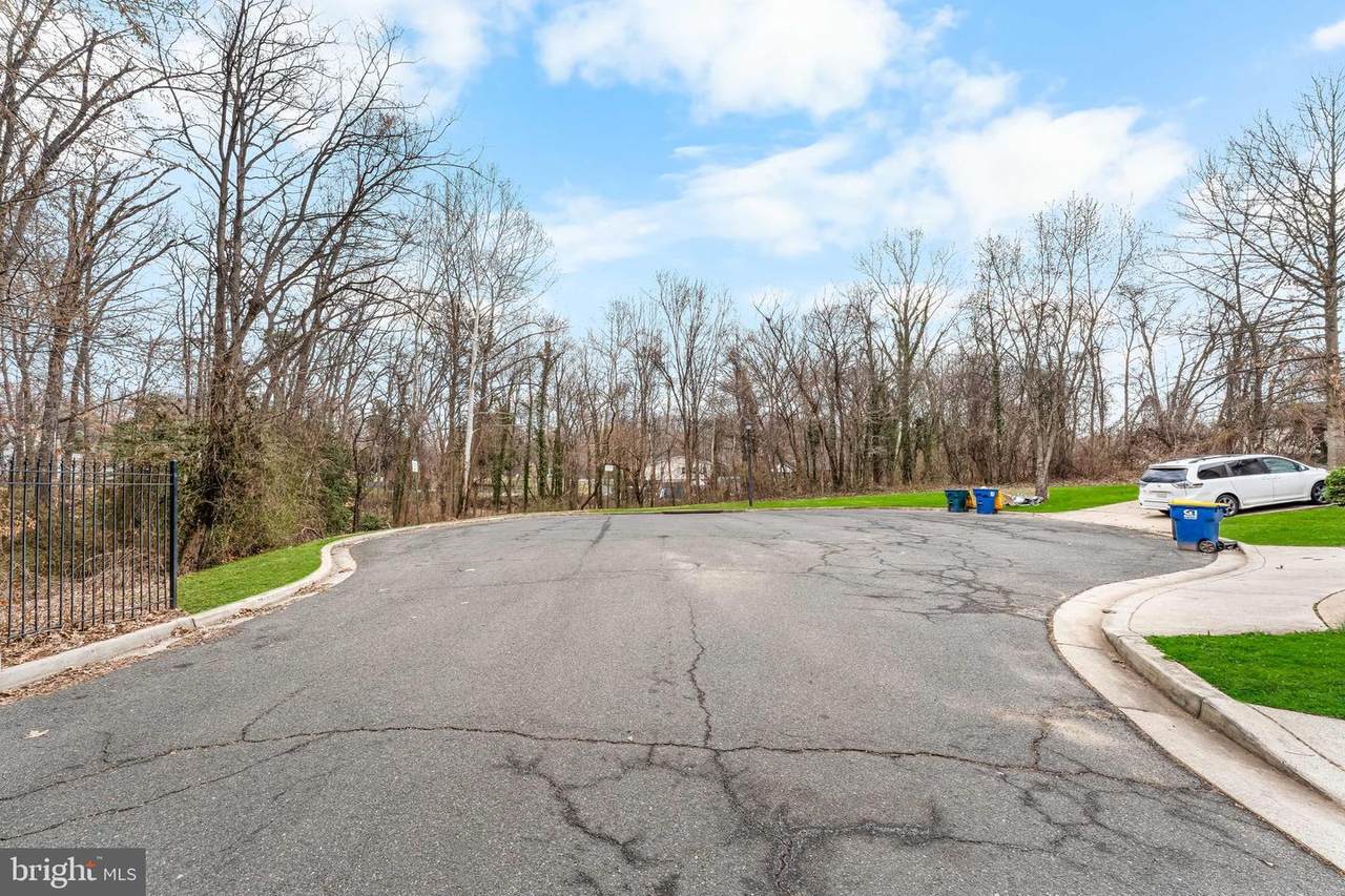  Whitwell Drive - Photo 1