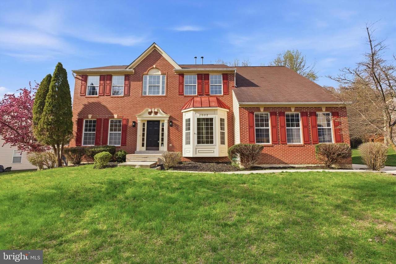 2002 Thistlewood Drive - Photo 1