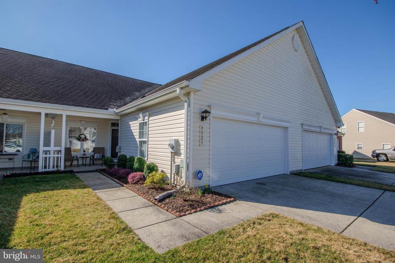 9523 Wedge Way - Photo 1