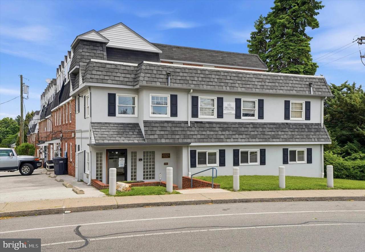 1001 E Darby Road - Photo 1