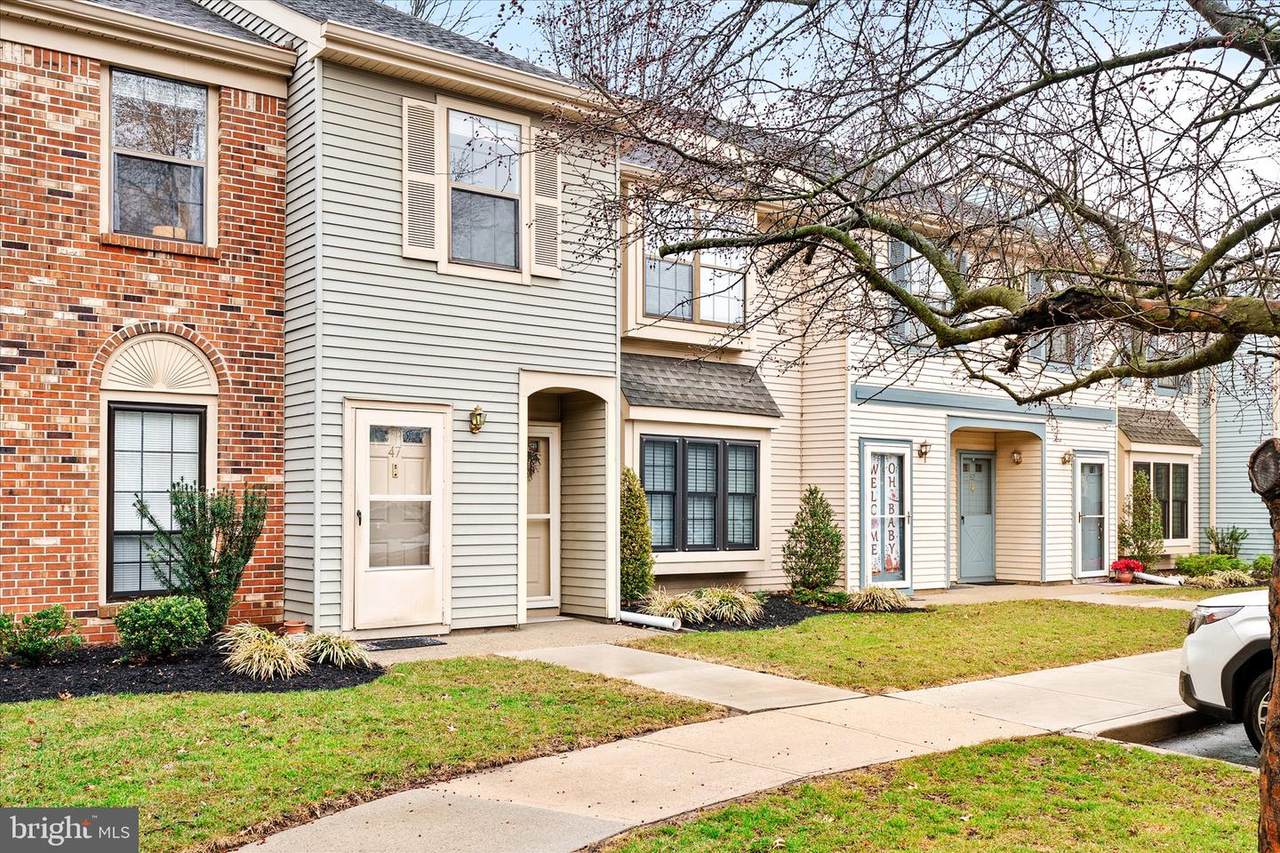 48 Wyndham Place - Photo 1