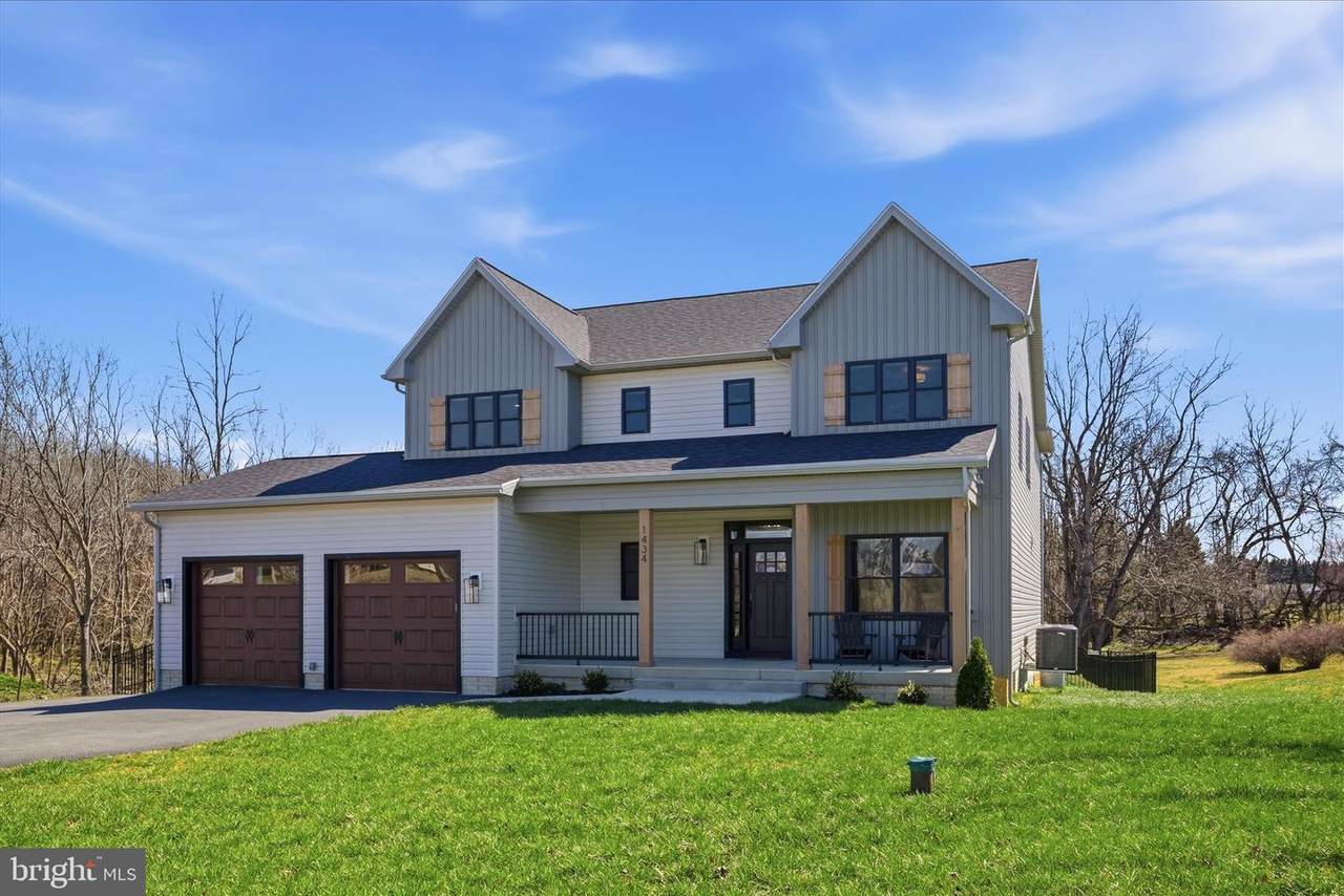 1434 Cloverdale Rd - Photo 1