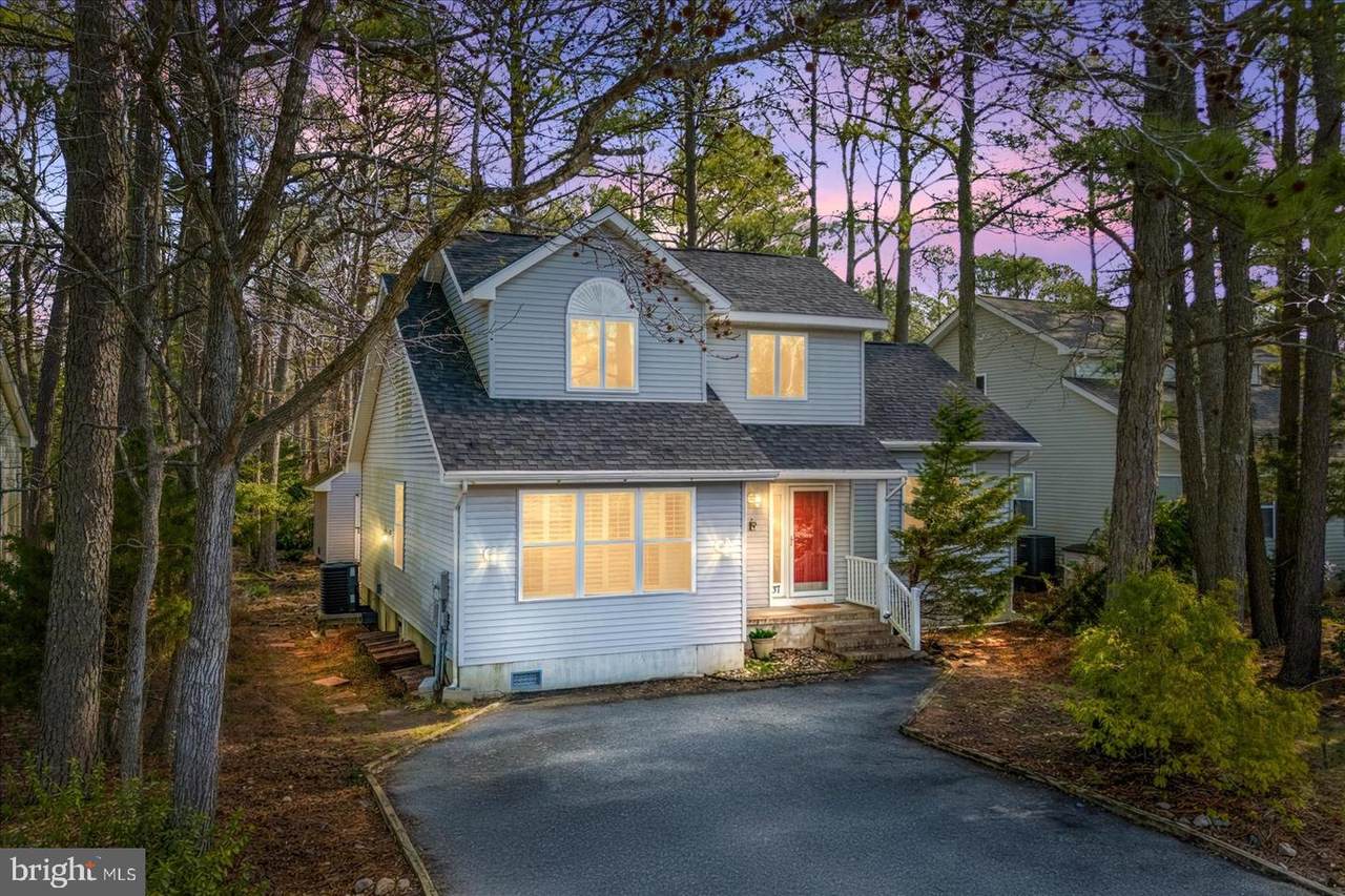 37 Watertown Road - Photo 1