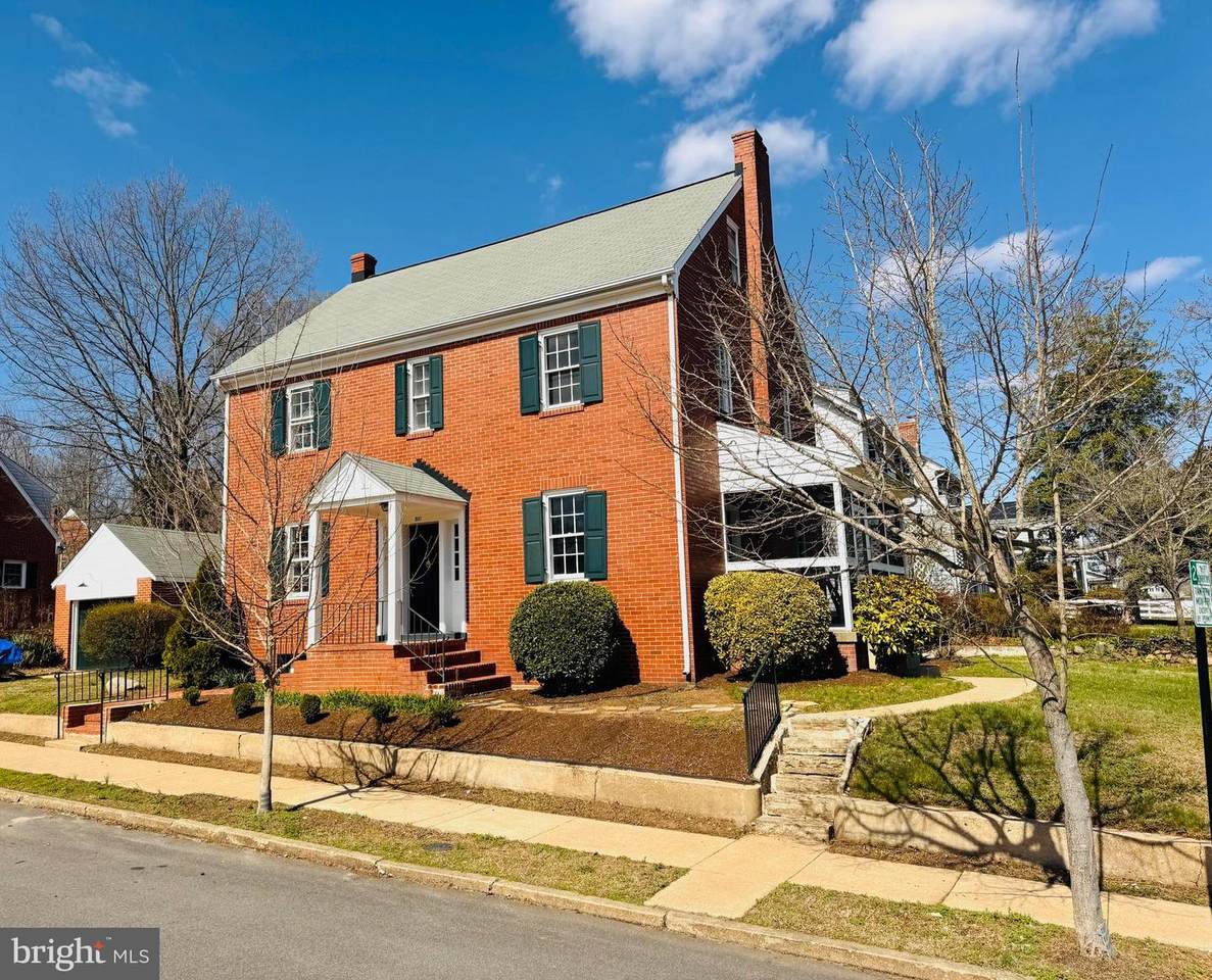 901 Monroe Street - Photo 1