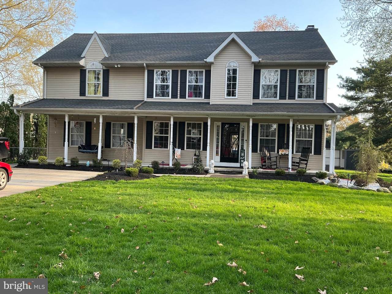 316 Redwood Avenue - Photo 1