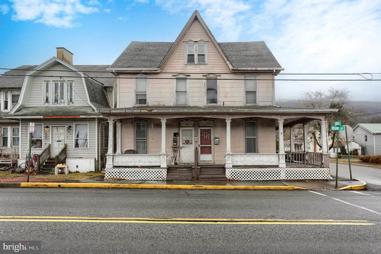 300-302 Main Street - Photo 1