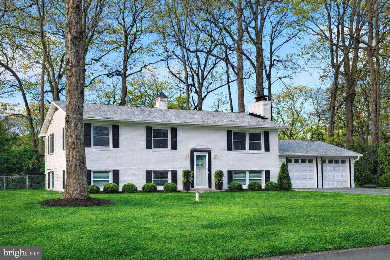 1106 Mainsail Drive - Photo 1