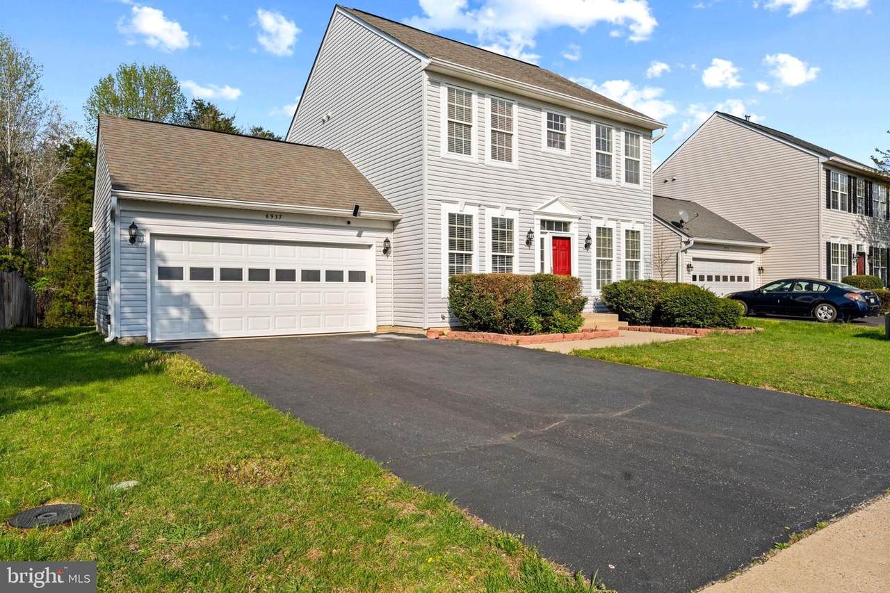 6937 Versaille Drive - Photo 1