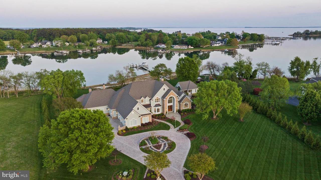 330 Serenity Lane - Photo 1