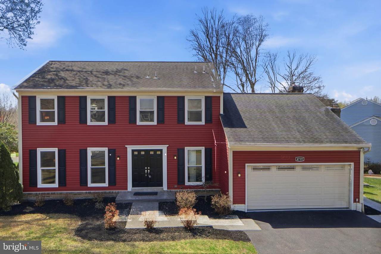 4739 Hickory Nut Place - Photo 1