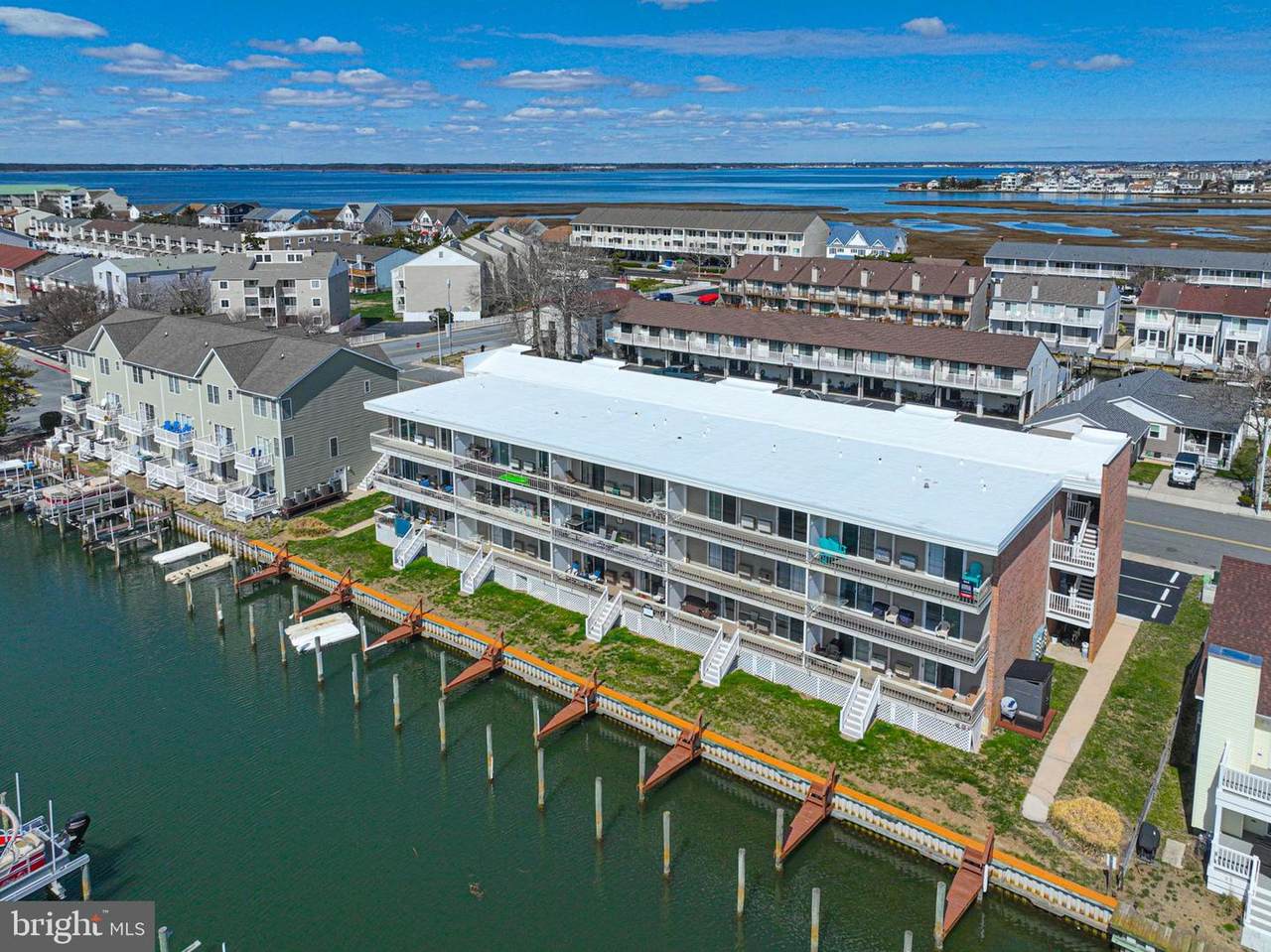 615 Salt Spray Road - Photo 1