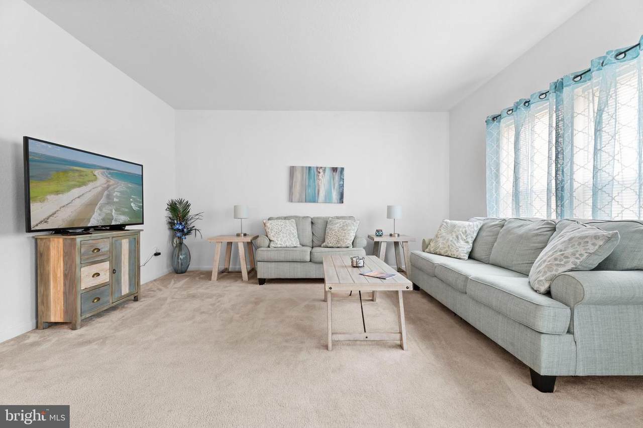 13 Hull Lane - Photo 1