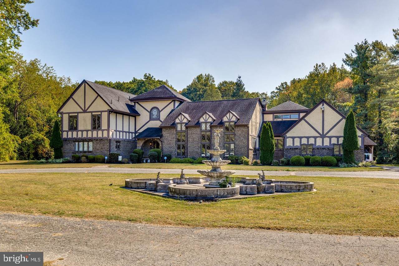 740 Garwood Road - Photo 1