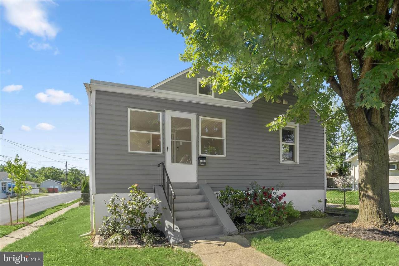 4007 Lawrence Street - Photo 1
