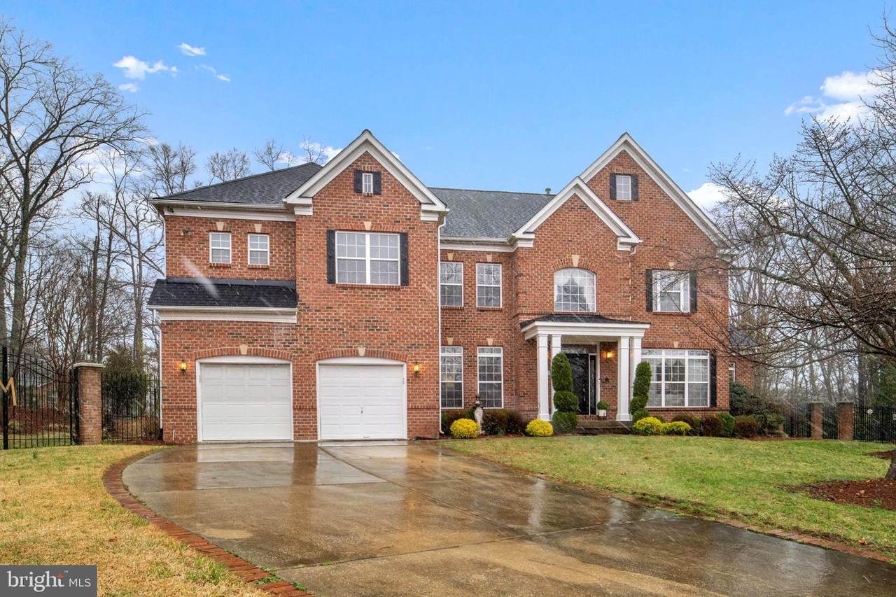15300 Blue Willow Lane - Photo 1
