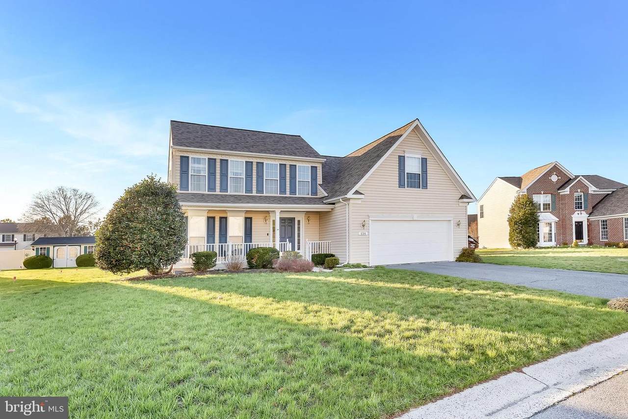 126 Paddock Drive - Photo 1