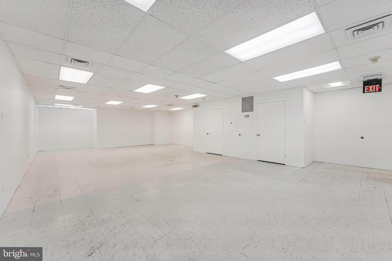 299 Herndon Parkway - Photo 1