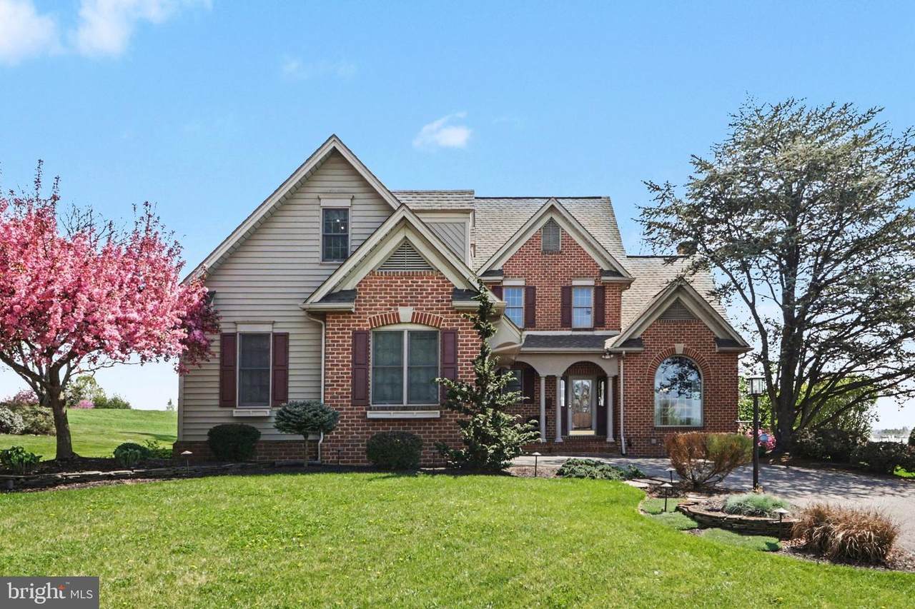 3439 Turnberry Drive - Photo 1