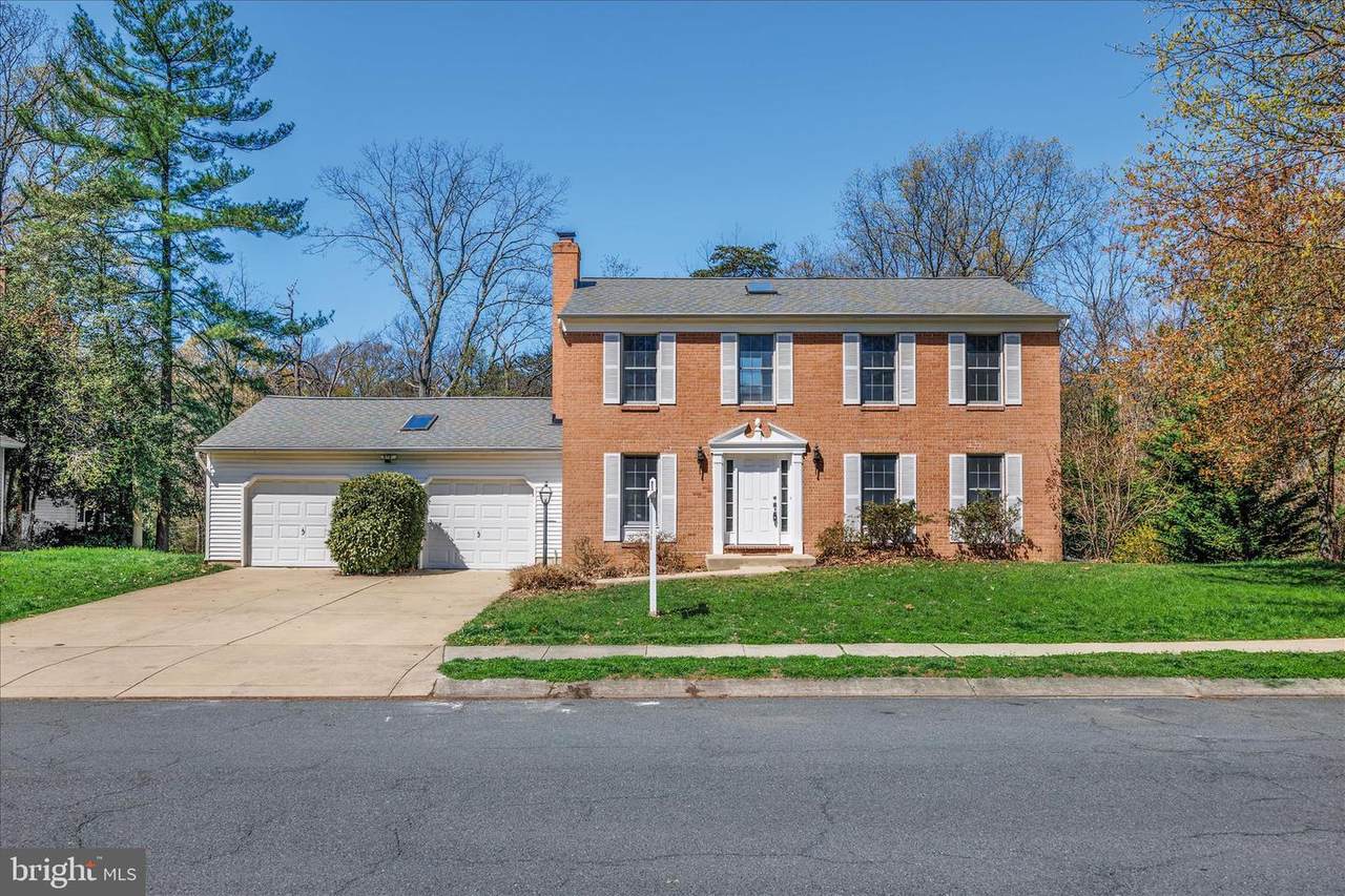284 Tolstoy Lane - Photo 1