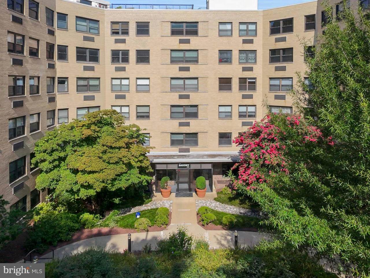 1801 Clydesdale Place - Photo 1