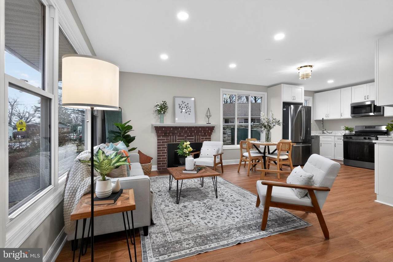 1608 Elson Street - Photo 1