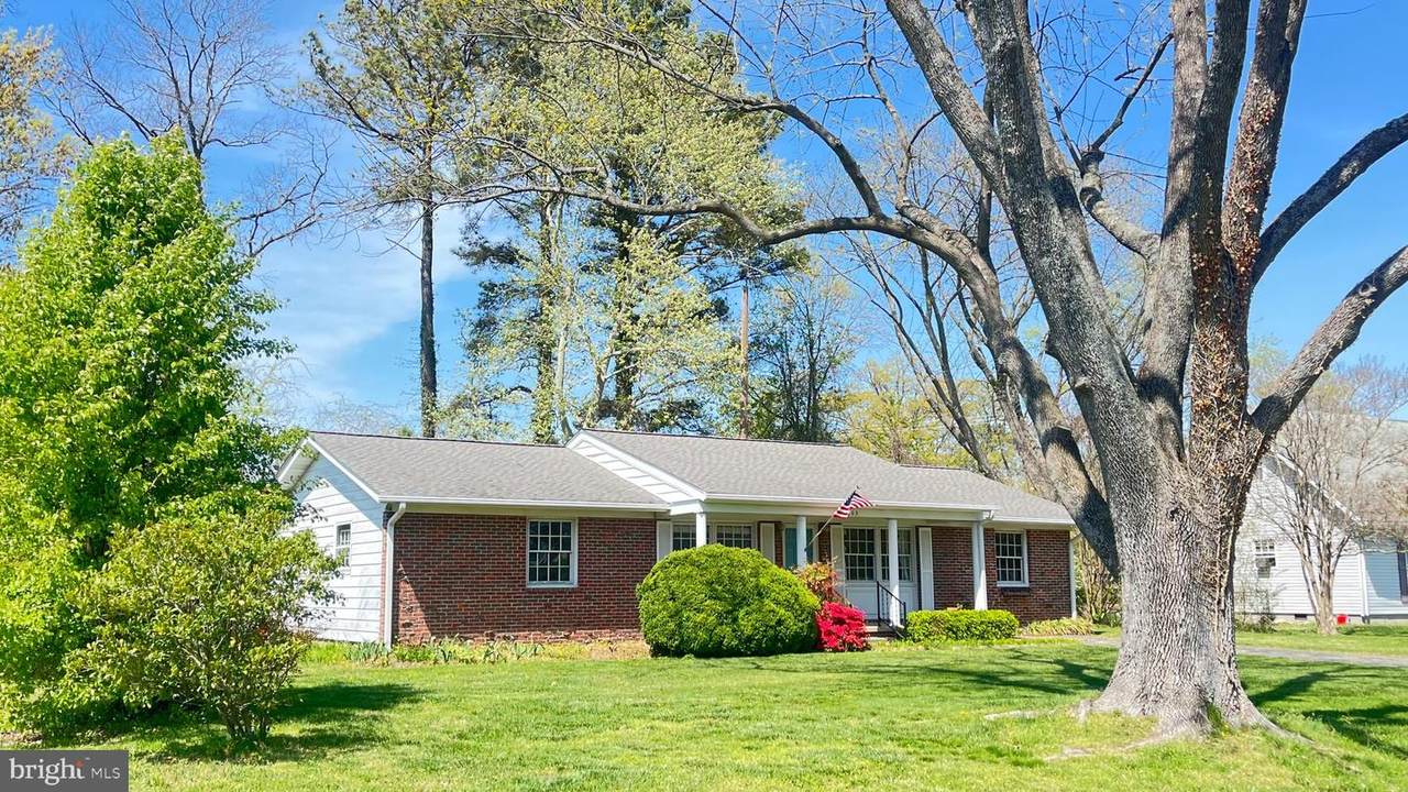 2203 Hambrooks Boulevard - Photo 1