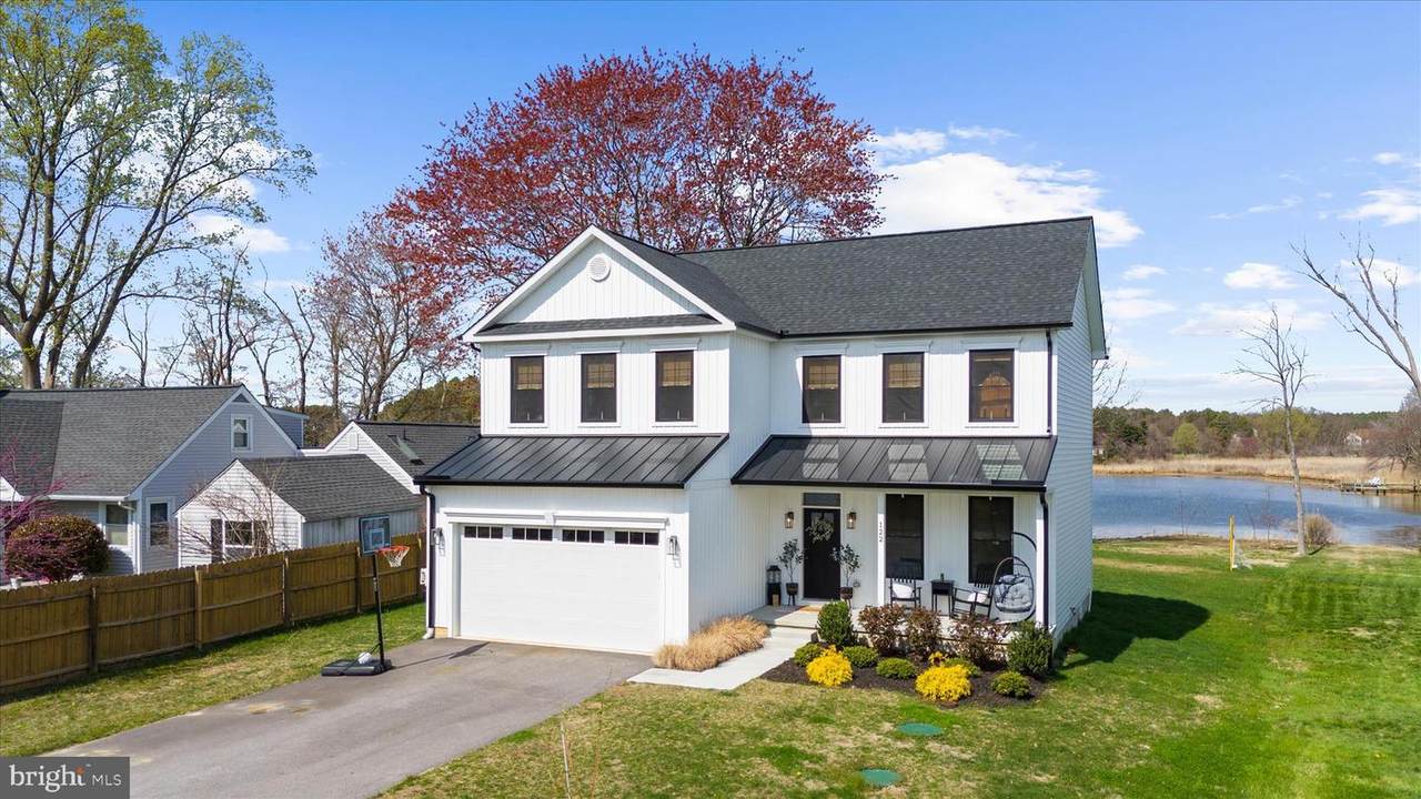 122 Lake Drive - Photo 1
