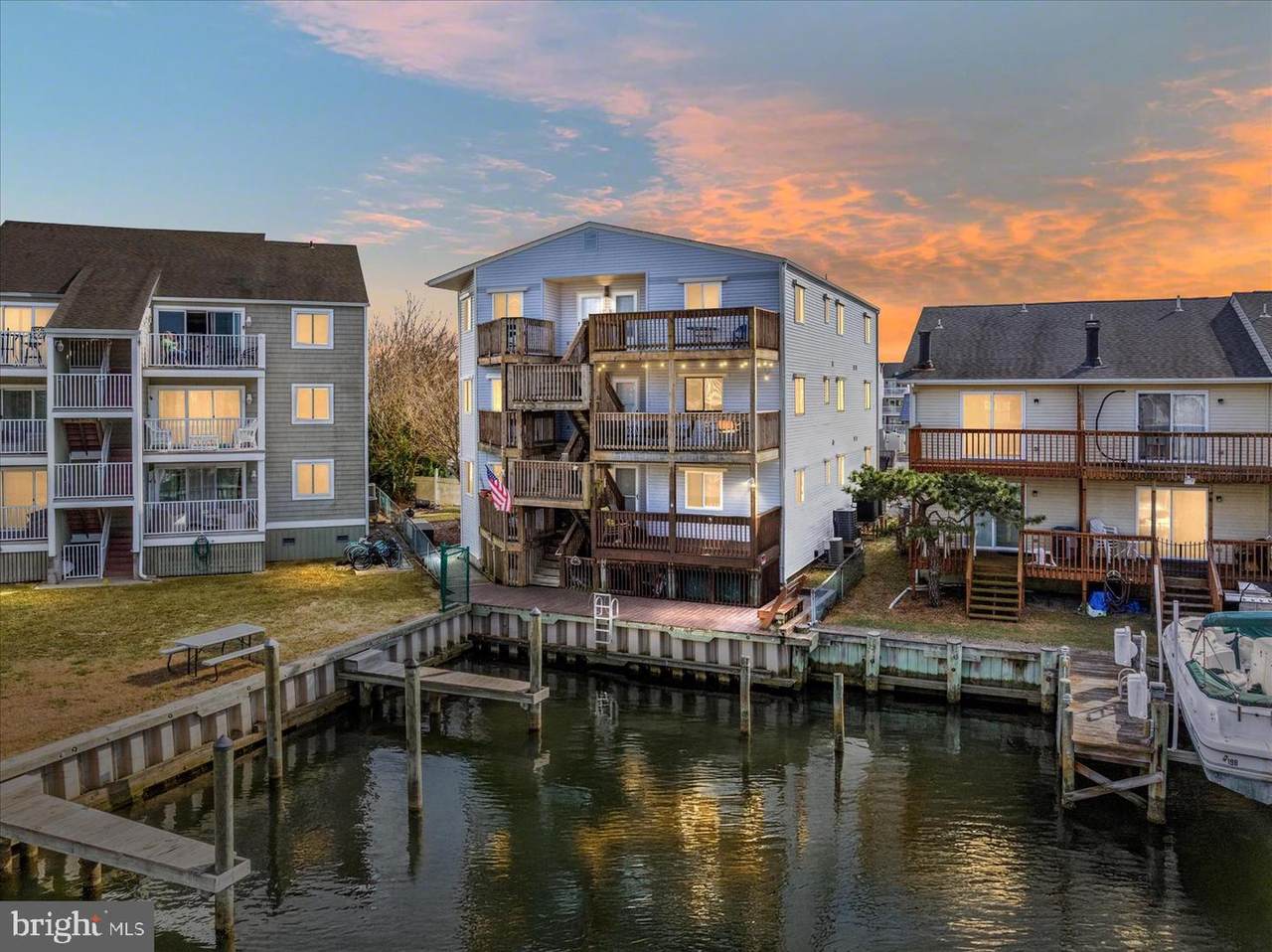 700 Mooring Road - Photo 1