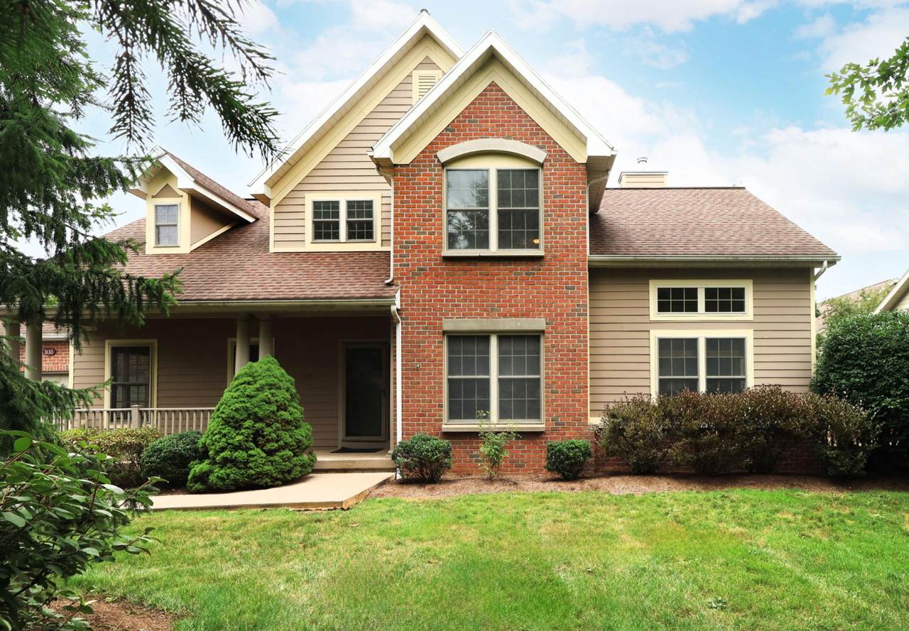 102 Abbott Lane - Photo 1