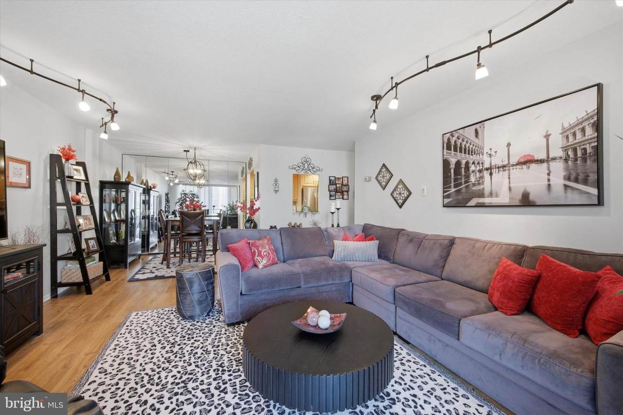 100 West Avenue - Photo 1