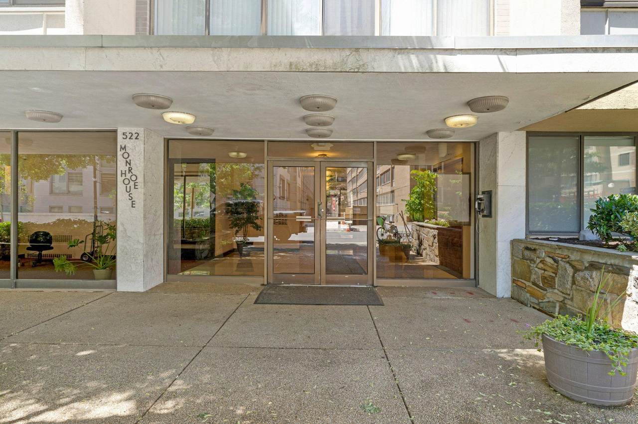 522 21ST Street - Photo 1