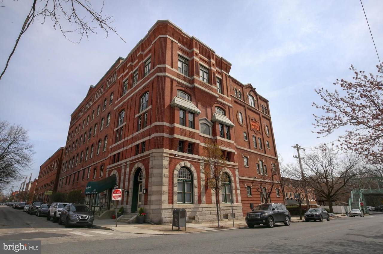 825 29TH Street - Photo 1