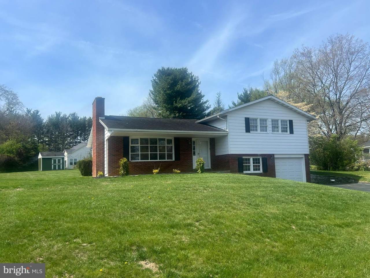 19119 Woodhaven Drive - Photo 1
