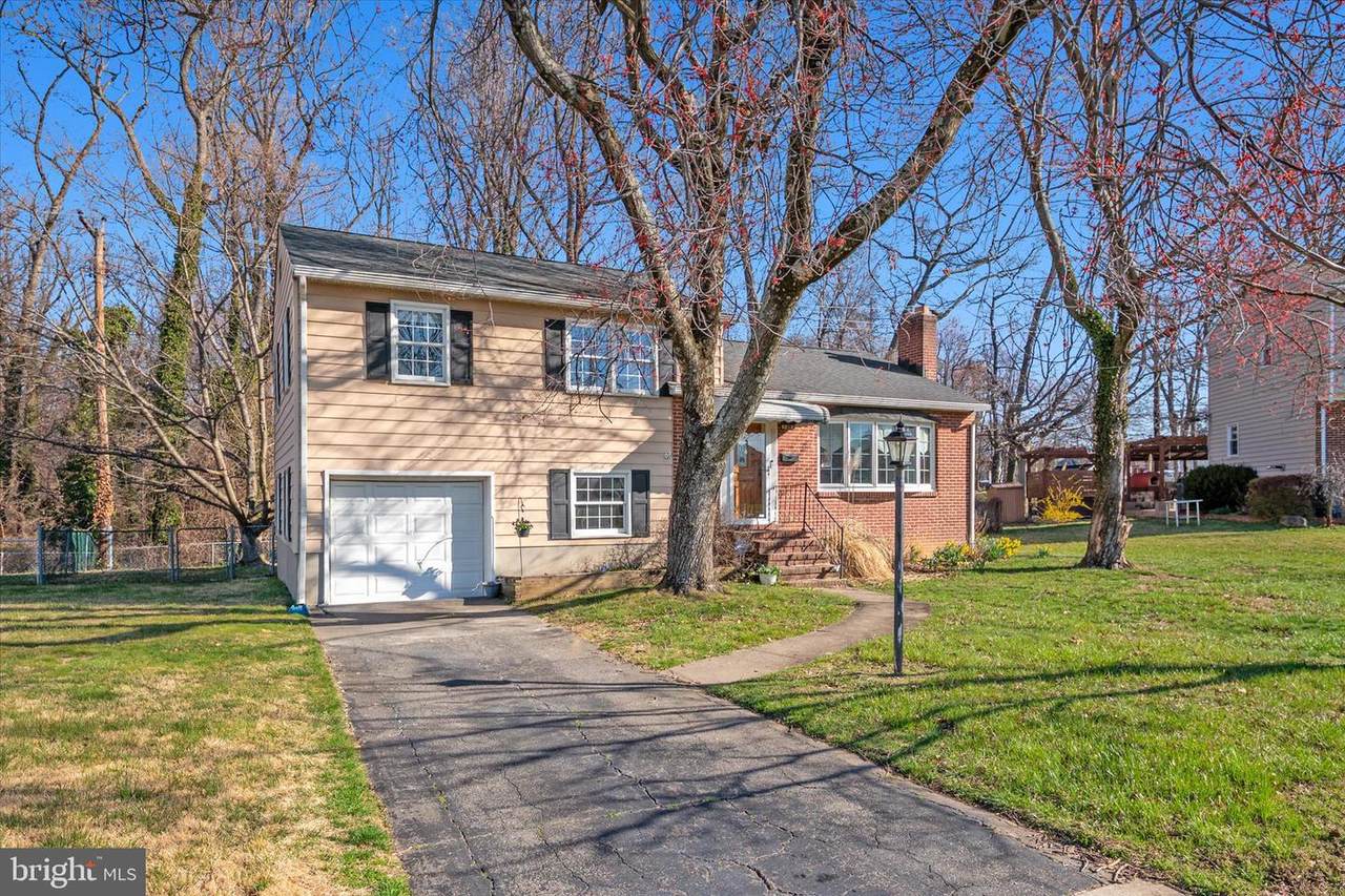409 Laclair Avenue - Photo 1
