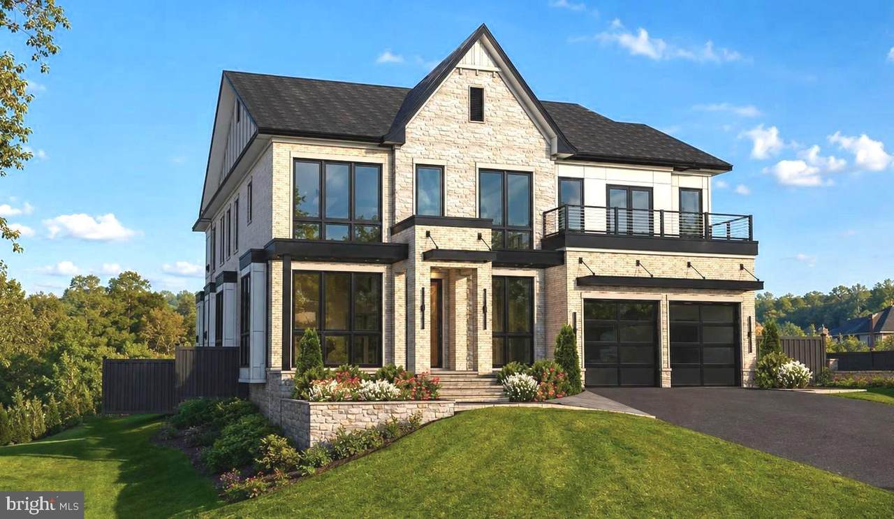 1101 Clover Drive - Photo 1