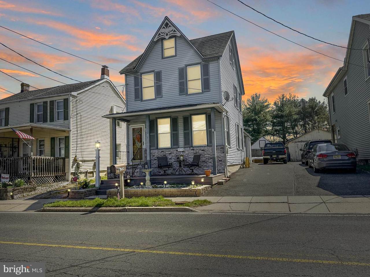 24734 Main Street - Photo 1