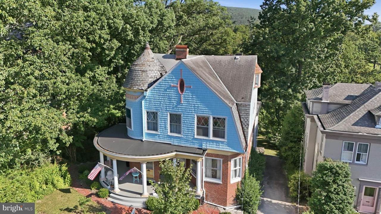 611 Washington Street - Photo 1