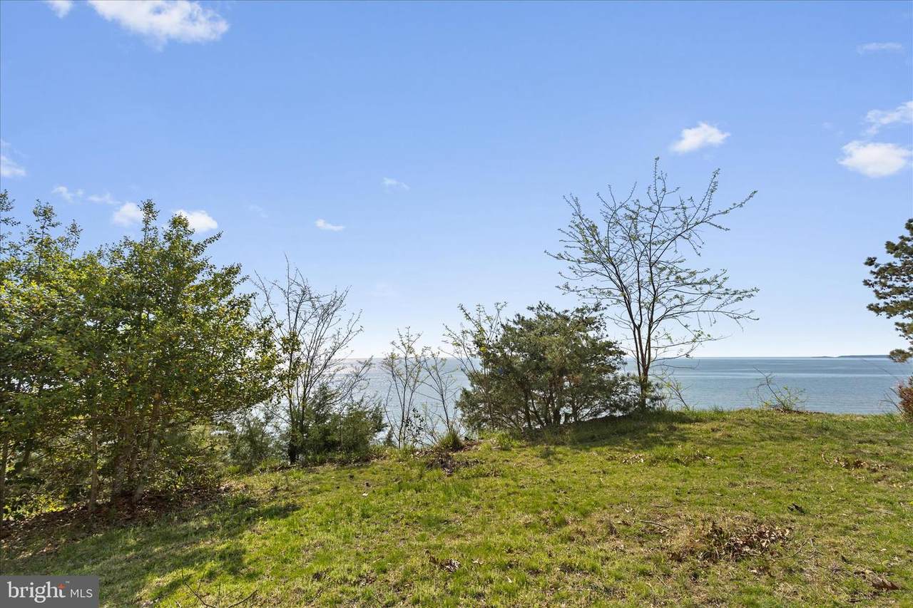 https://bt-photos.global.ssl.fastly.net/brightmls/1280_boomver_2_804670907752-2.jpg