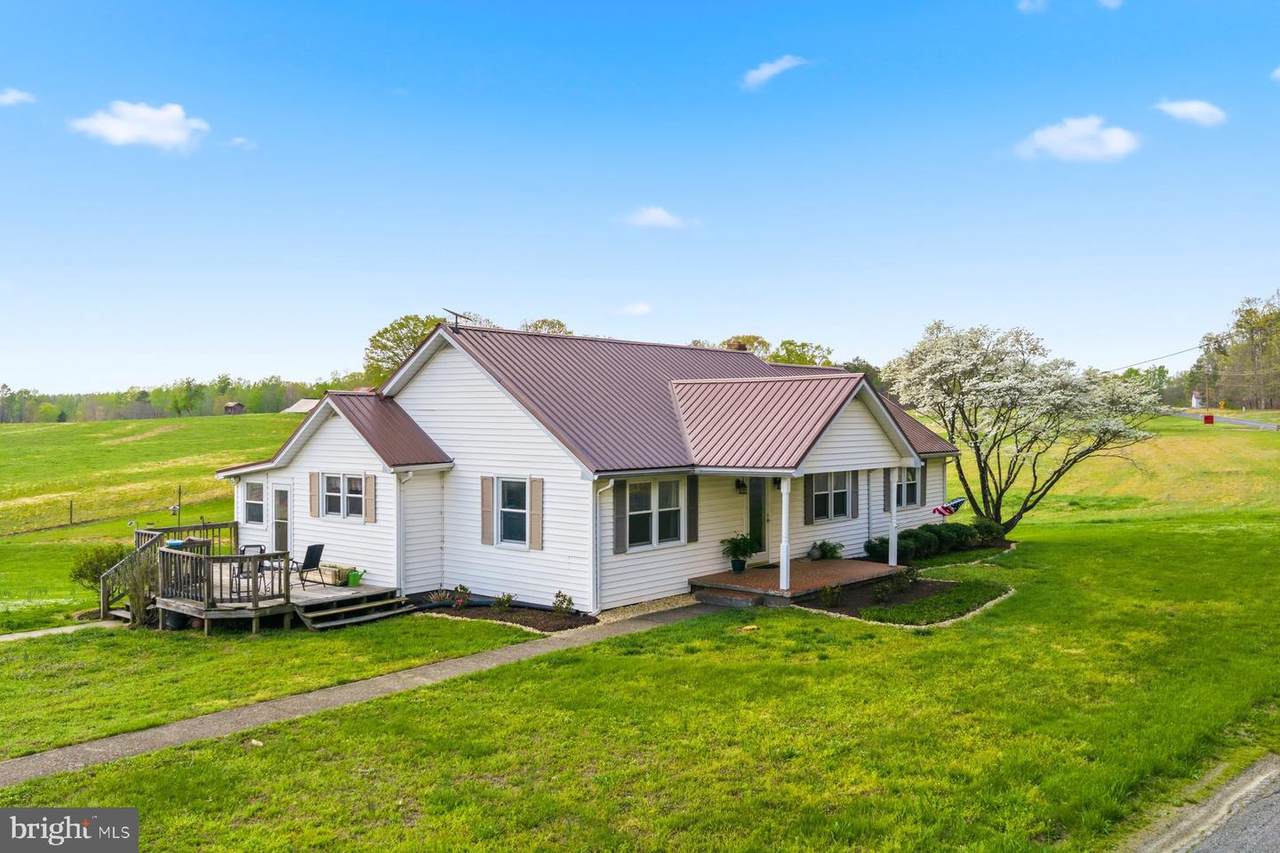 2092 Rocksprings Road - Photo 1