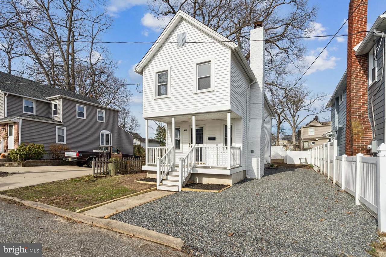 457 Wesley Avenue - Photo 1