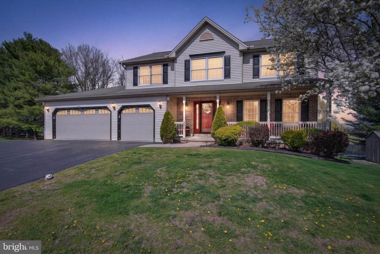 381 Benyou Lane - Photo 1