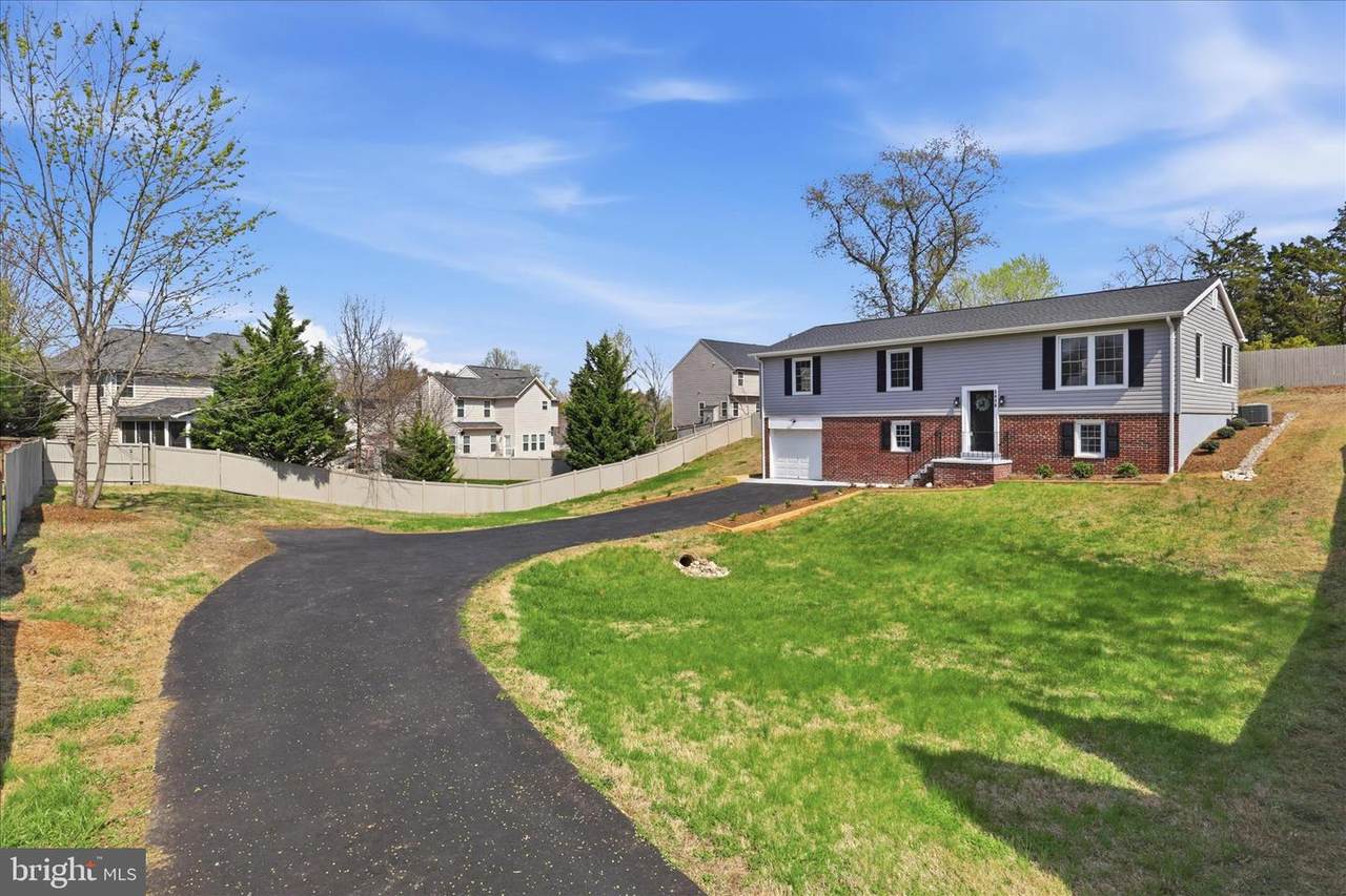 3416 Sunny View Drive - Photo 1