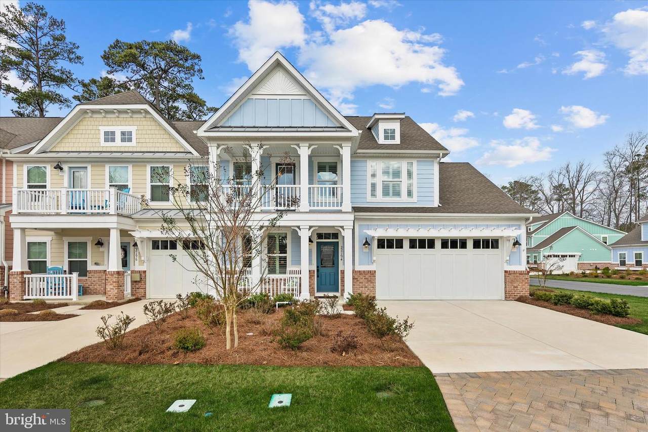 22194 Dune Circle - Photo 1