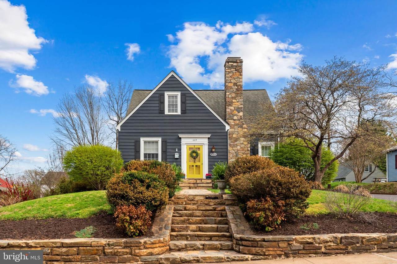 609 West Street - Photo 1