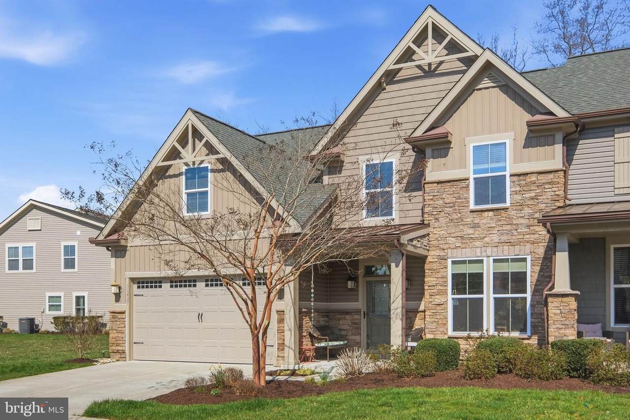 36427 Bunker Court - Photo 1