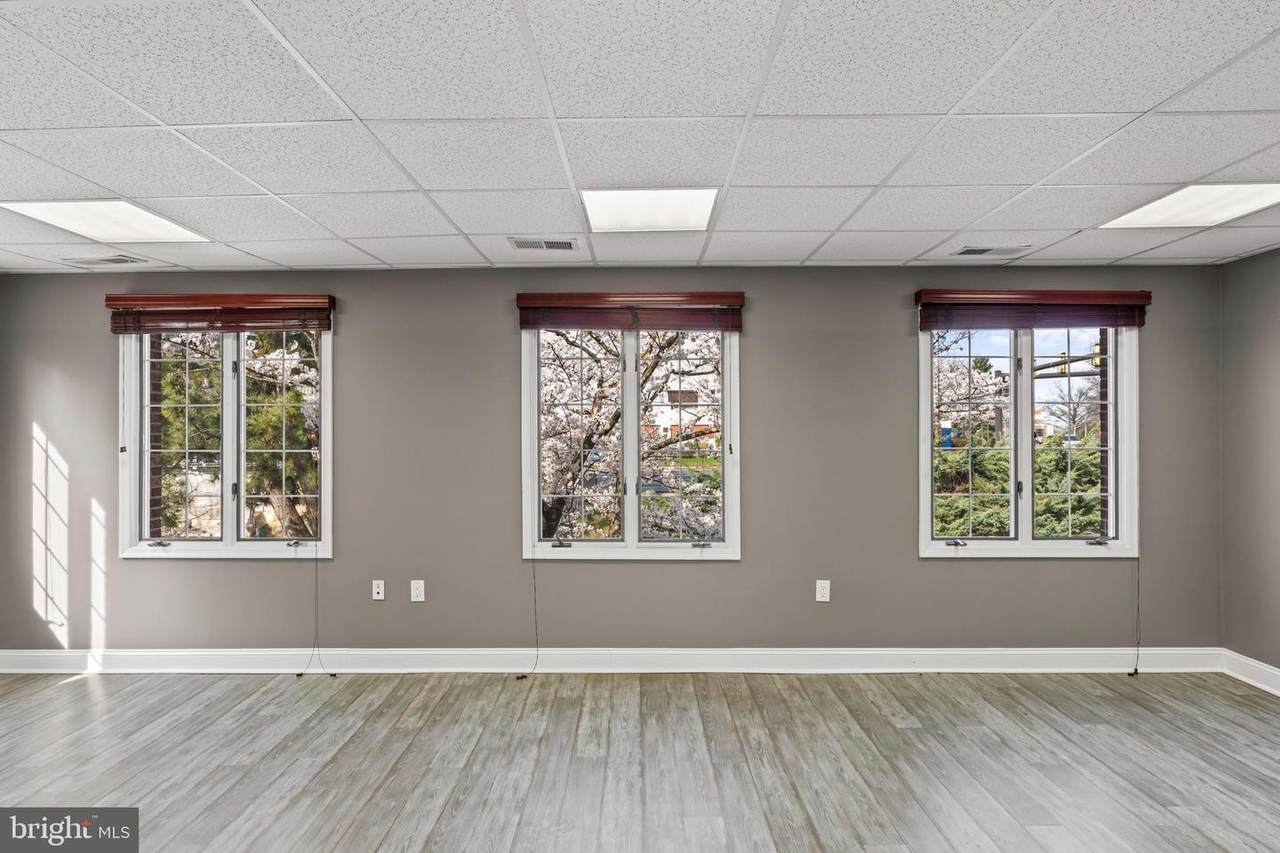 11739 Bowman Green Drive - Photo 1